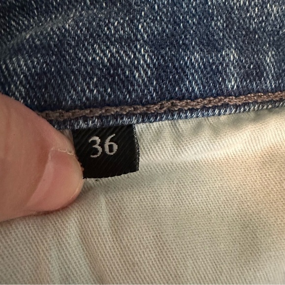 7 For All Mankind Men’s Blue Relaxed Jeans with Distressed Details Size 36 - Picture 14 of 16